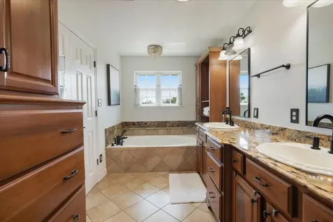 2203 Lomax Drive La Porte TX 77571