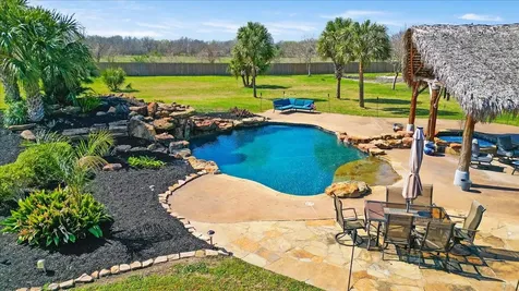 2203 Lomax Drive La Porte TX 77571