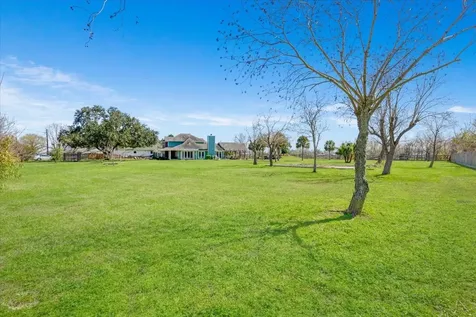 2203 Lomax Drive La Porte TX 77571