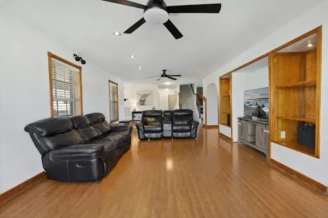 2203 Lomax Drive La Porte TX 77571
