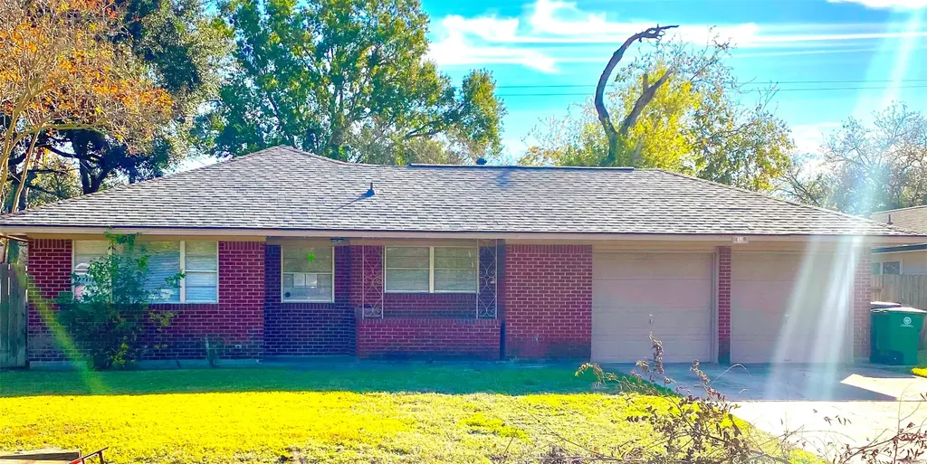 4329 Kinglet Street Houston TX 77035