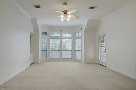2205 Commonwealth Street Houston TX 77006