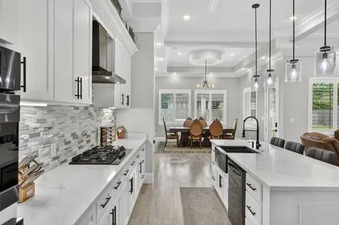 101 Bentwood Drive Montgomery TX 77356