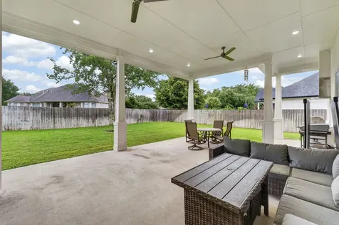 101 Bentwood Drive Montgomery TX 77356