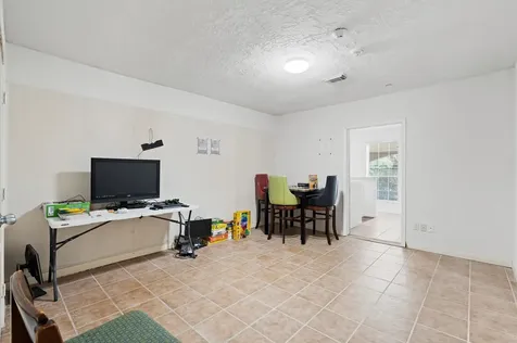 715 Elm Street Fresno TX 77545