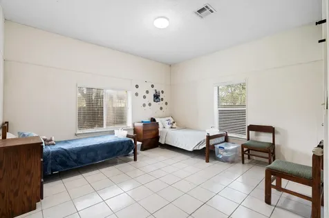 715 Elm Street Fresno TX 77545