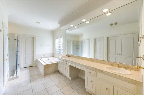 1502 Ashbury Park Lane Houston TX 77077