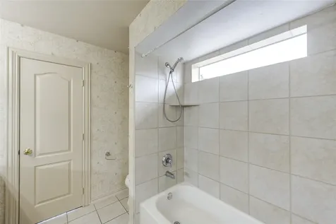 1502 Ashbury Park Lane Houston TX 77077