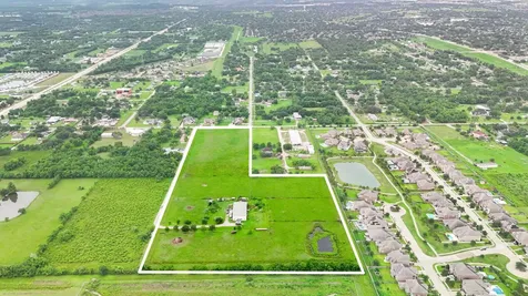 3525 Charles Avenue Pearland TX 77584