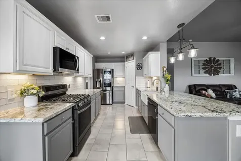 394 Hyland Lane League City TX 77573