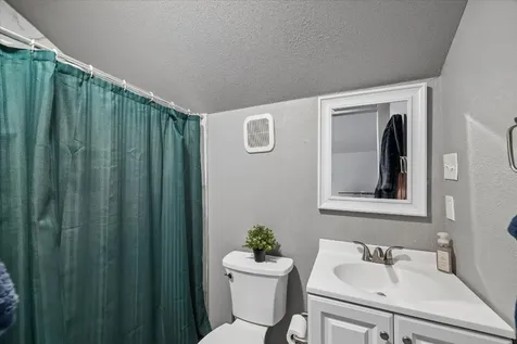 394 Hyland Lane League City TX 77573