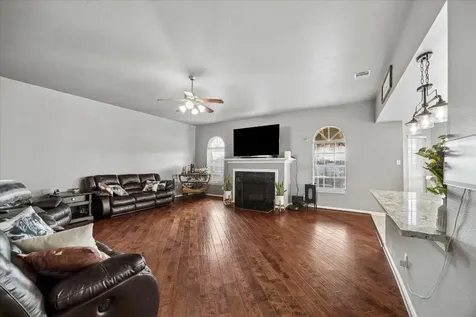 394 Hyland Lane League City TX 77573