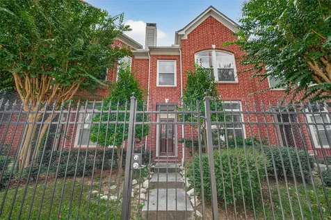 2913 Dallas Street W Houston TX 77019