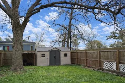 406 N Fig Street Sweeny TX 77480