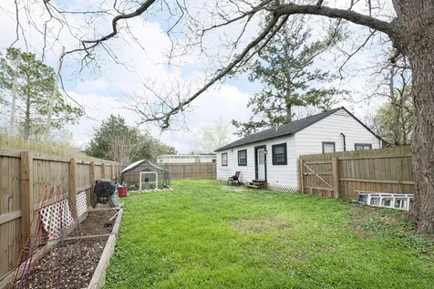 406 N Fig Street Sweeny TX 77480