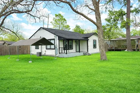 406 N Fig Street Sweeny TX 77480