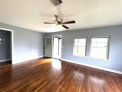 406 N Fig Street Sweeny TX 77480
