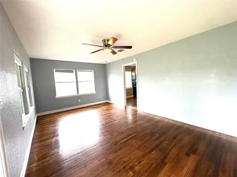 406 N Fig Street Sweeny TX 77480