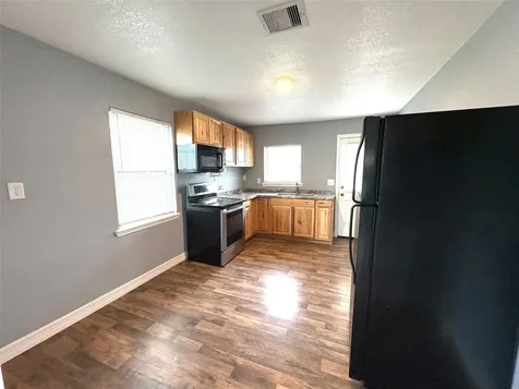 406 N Fig Street Sweeny TX 77480