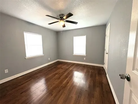 406 N Fig Street Sweeny TX 77480