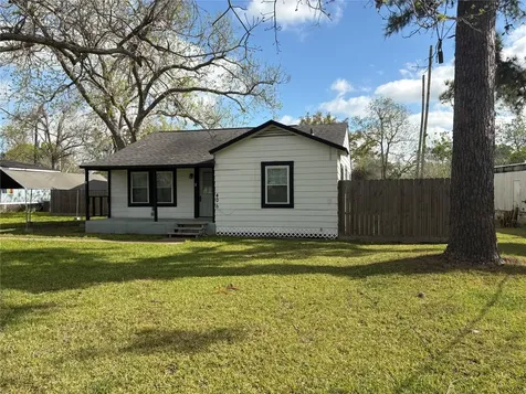 406 N Fig Street Sweeny TX 77480