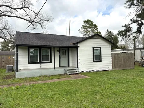 406 N Fig Street Sweeny TX 77480