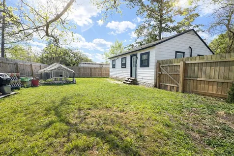 406 N Fig Street Sweeny TX 77480