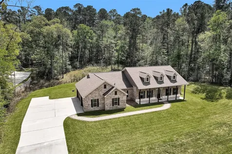 150 Sky Oak Lane Huntsville TX 77340
