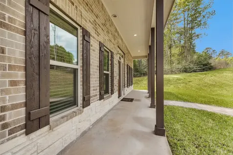150 Sky Oak Lane Huntsville TX 77340
