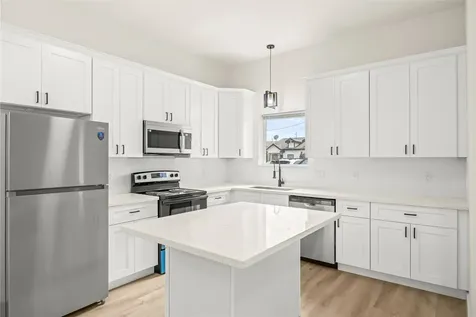 9709 Pelsey Street B Houston TX 77029