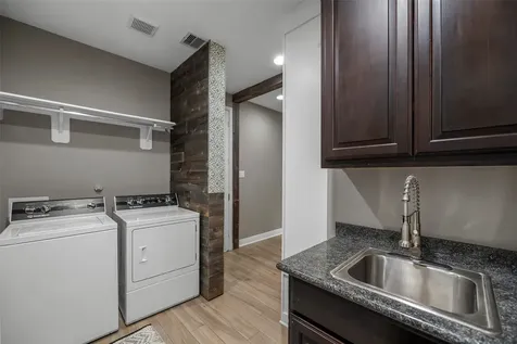 42 Shallowford Place Tomball TX 77375