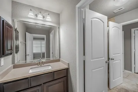 42 Shallowford Place Tomball TX 77375