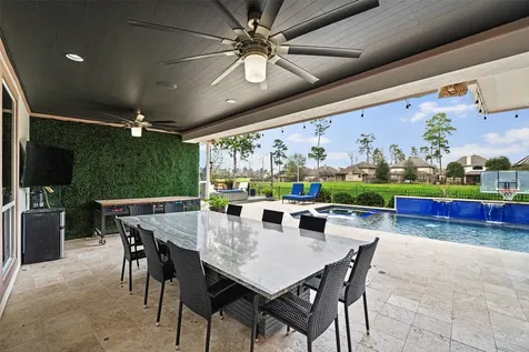 42 Shallowford Place Tomball TX 77375