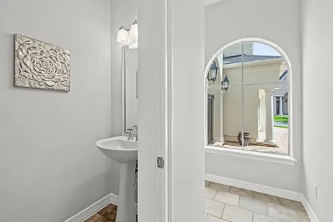 70 Blooming Grove Lane Houston TX 77077