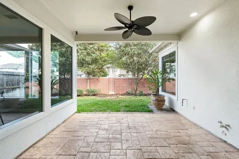 70 Blooming Grove Lane Houston TX 77077