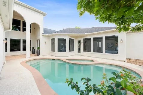 70 Blooming Grove Lane Houston TX 77077