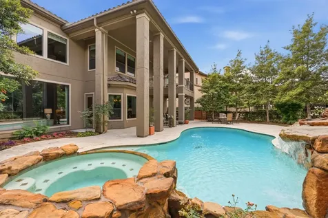 19 Miramar Heights Circle Sugar Land TX 77479