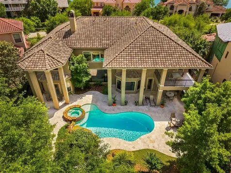 19 Miramar Heights Circle Sugar Land TX 77479