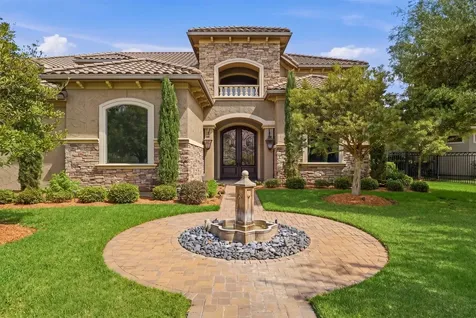 19 Miramar Heights Circle Sugar Land TX 77479