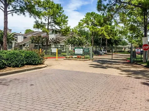 11963 Bob White 854 Houston TX 77035