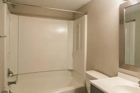 11963 Bob White 854 Houston TX 77035