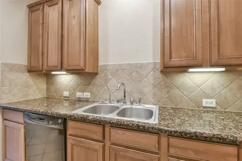 1135 Glenwood Canyon Lane Houston TX 77077