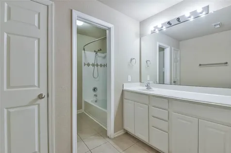 1135 Glenwood Canyon Lane Houston TX 77077