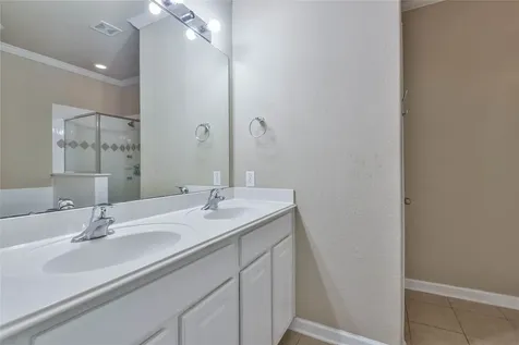 1135 Glenwood Canyon Lane Houston TX 77077