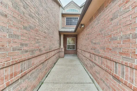 1135 Glenwood Canyon Lane Houston TX 77077