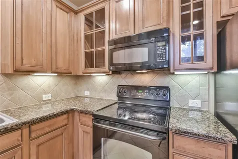 1135 Glenwood Canyon Lane Houston TX 77077