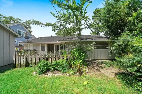 4406 Rosebay Drive Houston TX 77018