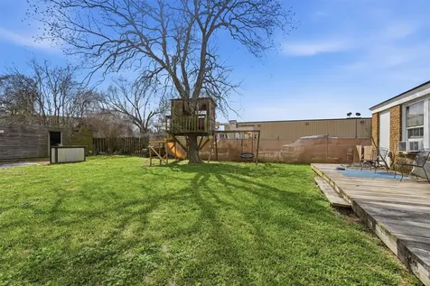 403 S Velasco Street Angleton TX 77515