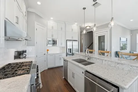 4106 Silver Reef Galveston TX 77554