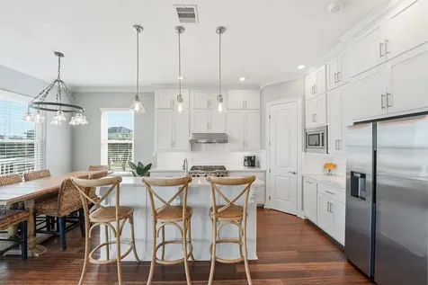 4106 Silver Reef Galveston TX 77554